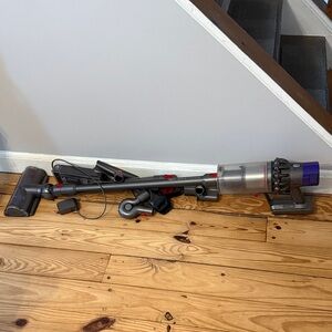 Dyson V10 Cordless Vacuum in Purple and Silver